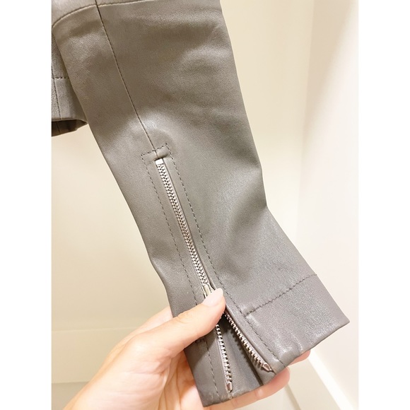 ELIZABETH AND JAMES Cropped Gray Leather Jacket Size 2 - Picture 4 of 5